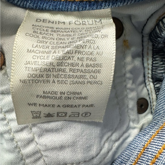 Aritzia Denim Forum The Lola High Rise Skinny 26L Size 25 Casual Denim - Picture 8 of 16